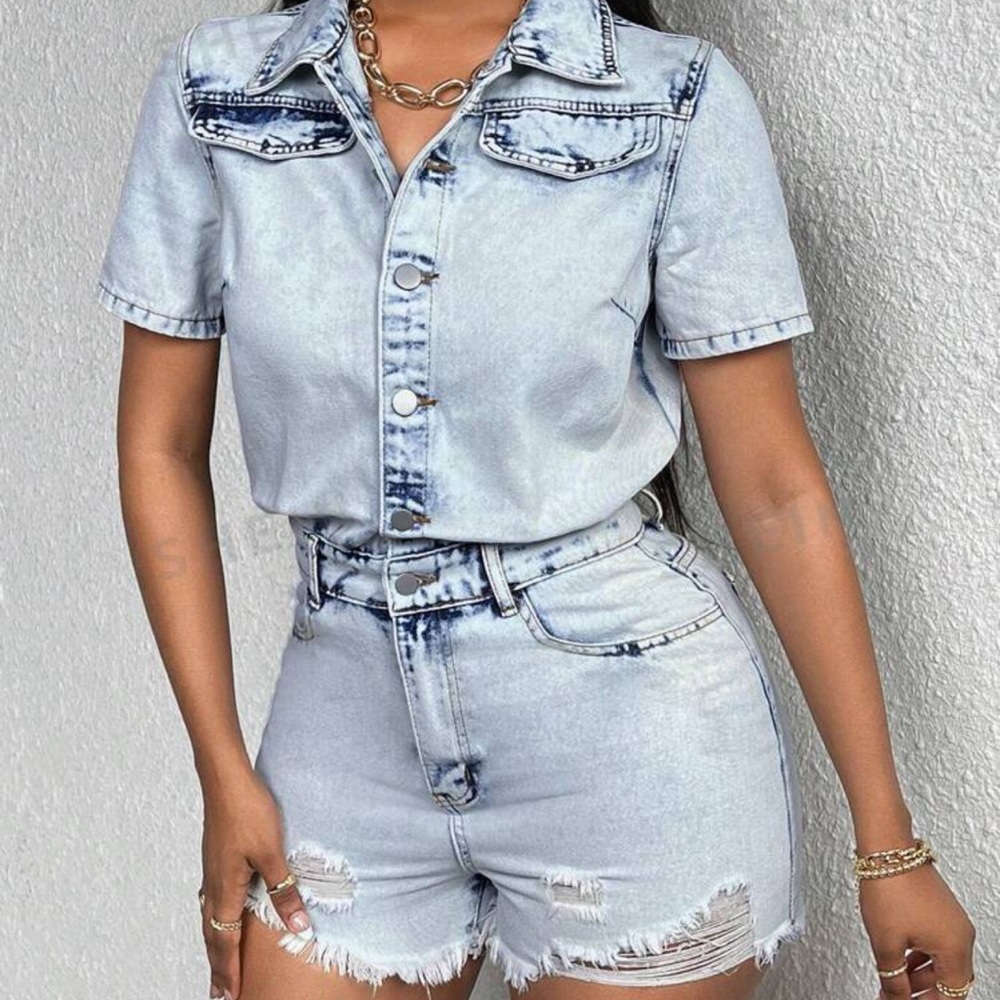 Flap Detail Button Front Raw
Hem Denim Romper